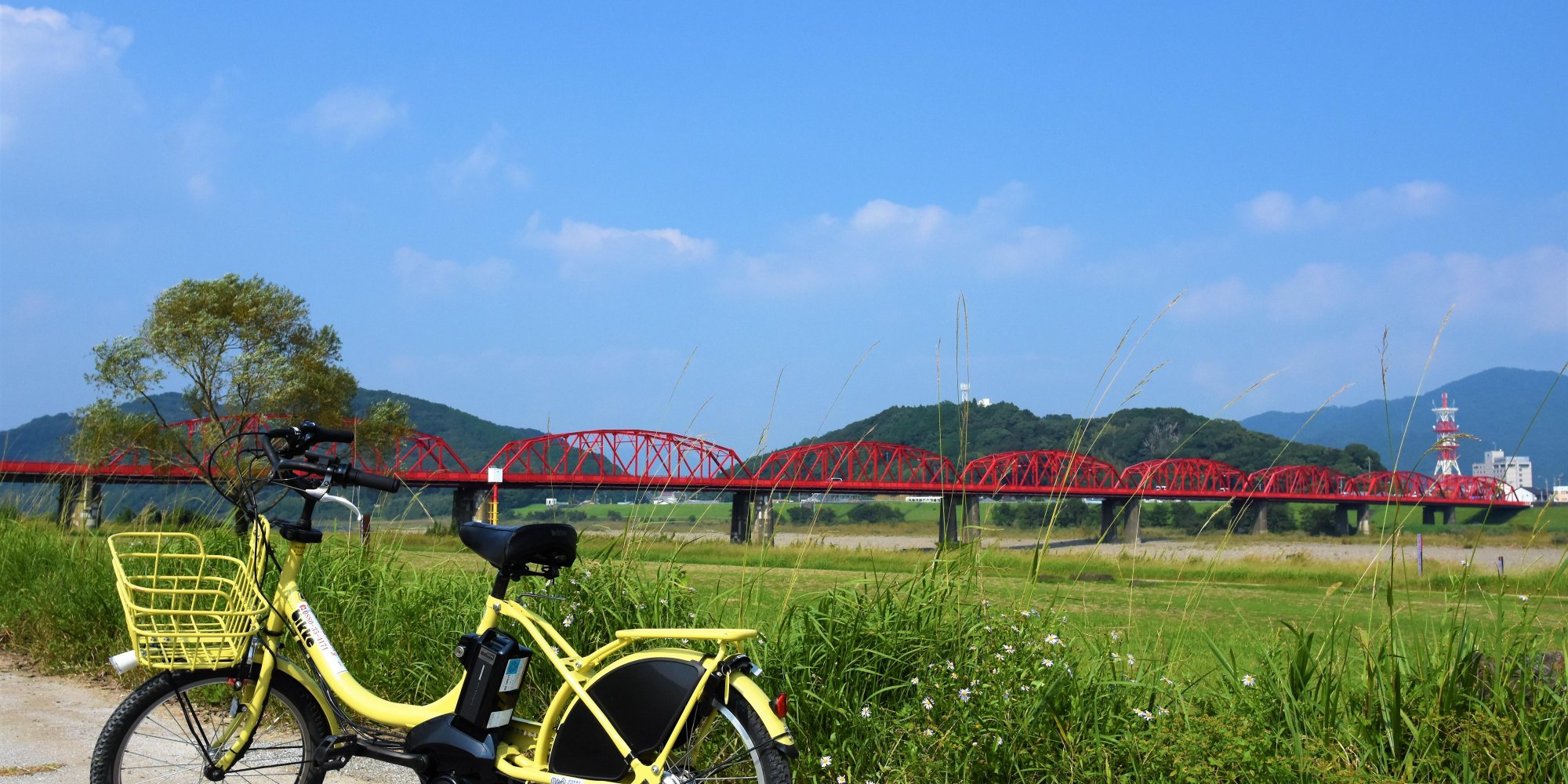 An invigorating bike ride along the Shimanto River
